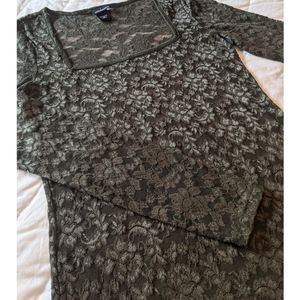 Delicate Lace Long Sleeved Top